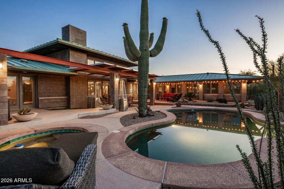 Real Estate Picture 43