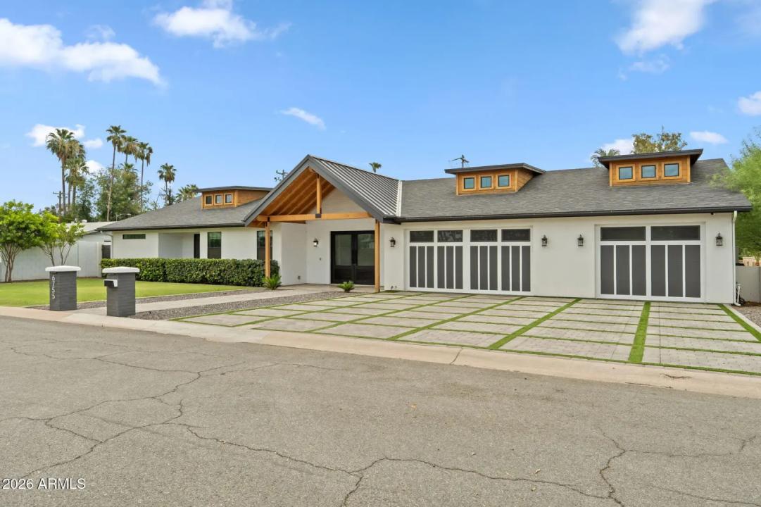 Real Estate Picture 2