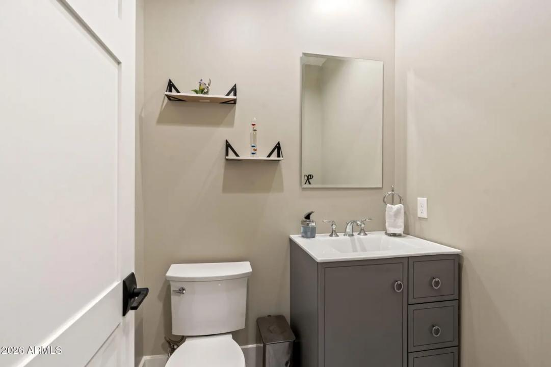 Real Estate Picture 28