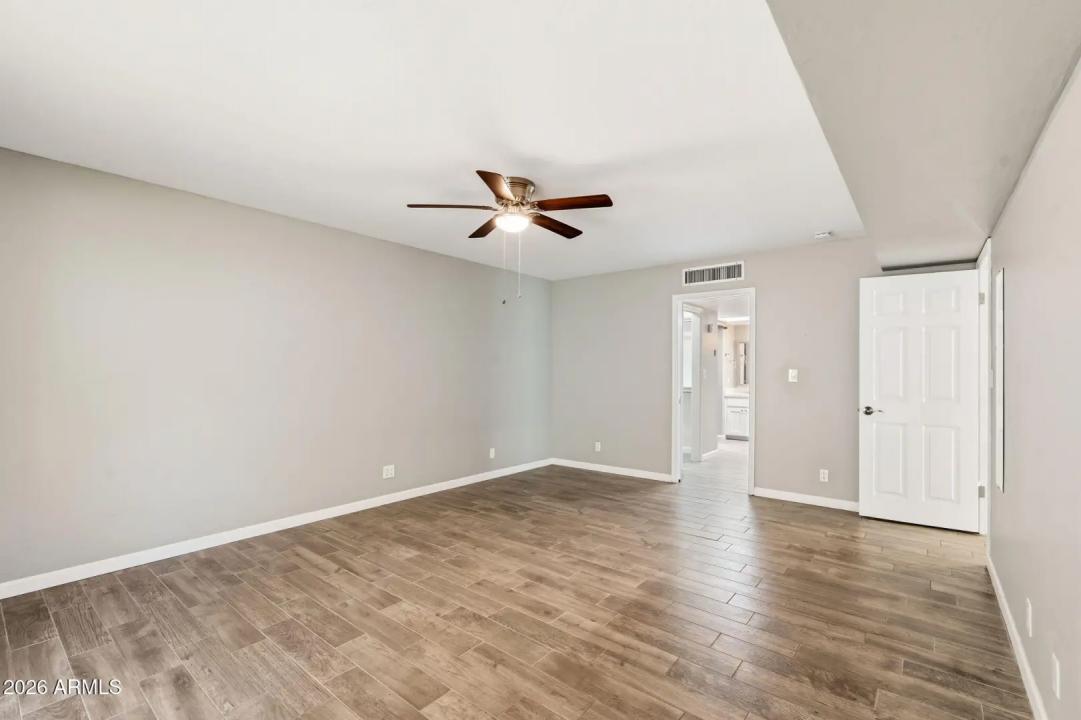Real Estate Picture 20
