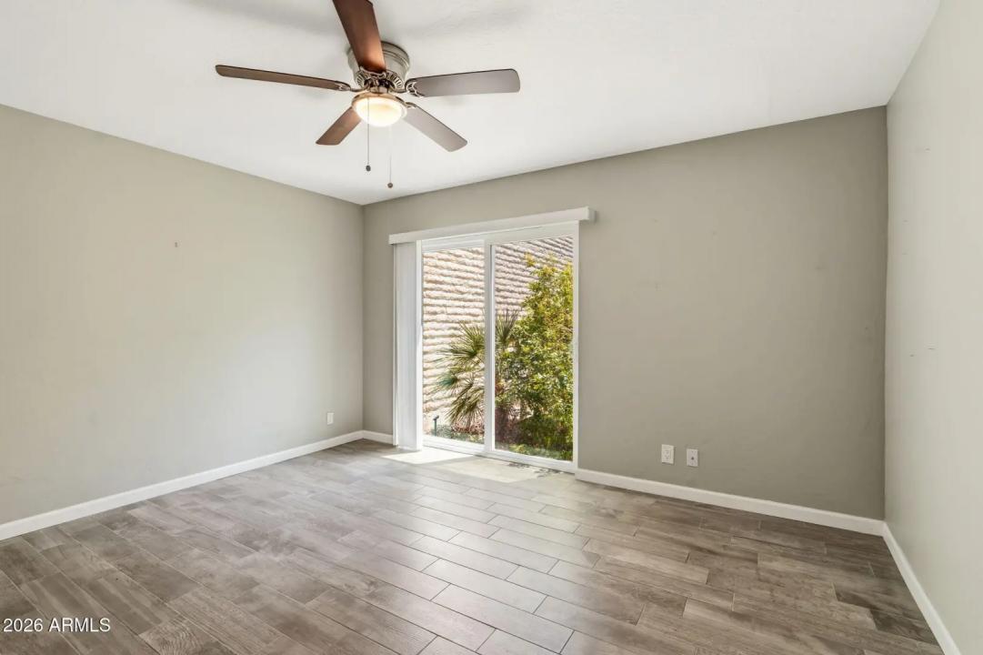 Real Estate Picture 27