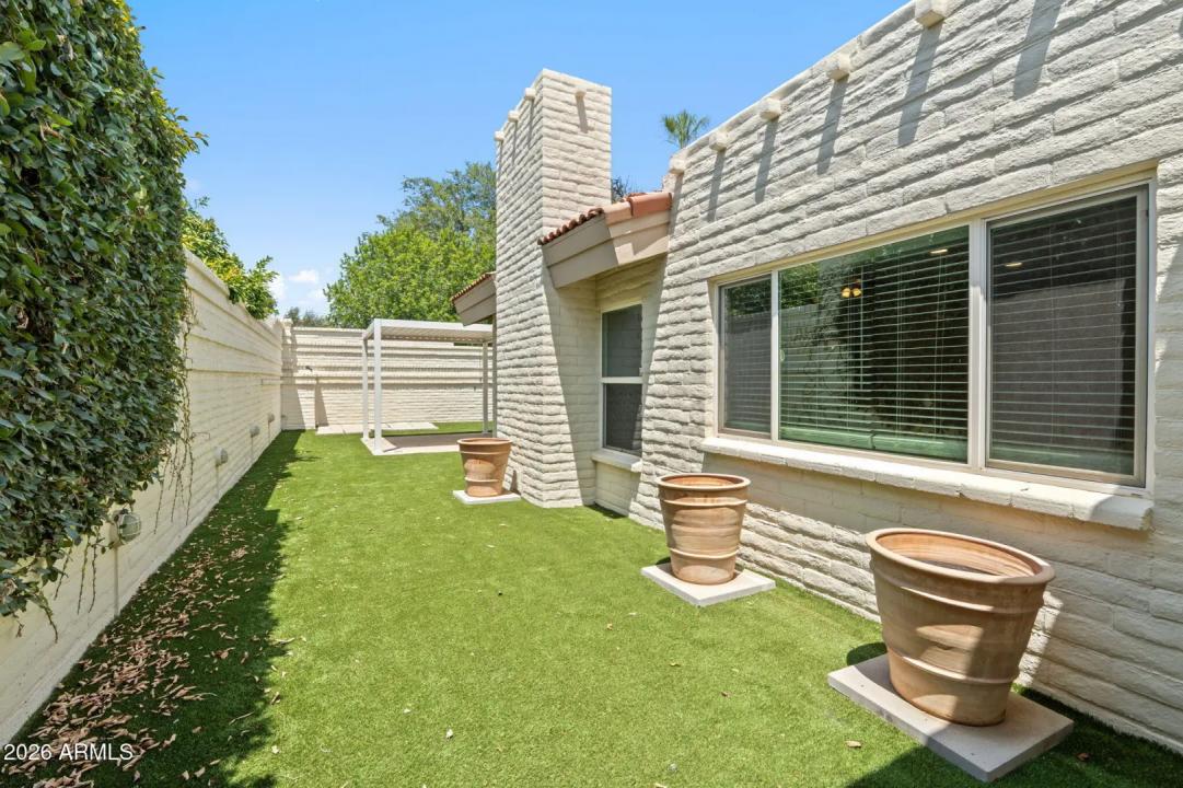 Real Estate Picture 31