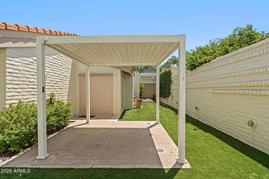 Real Estate Picture 35