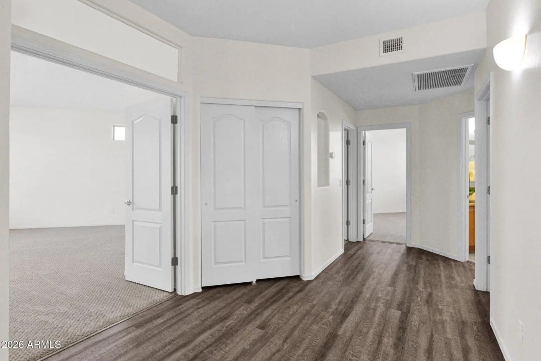 Real Estate Picture 15