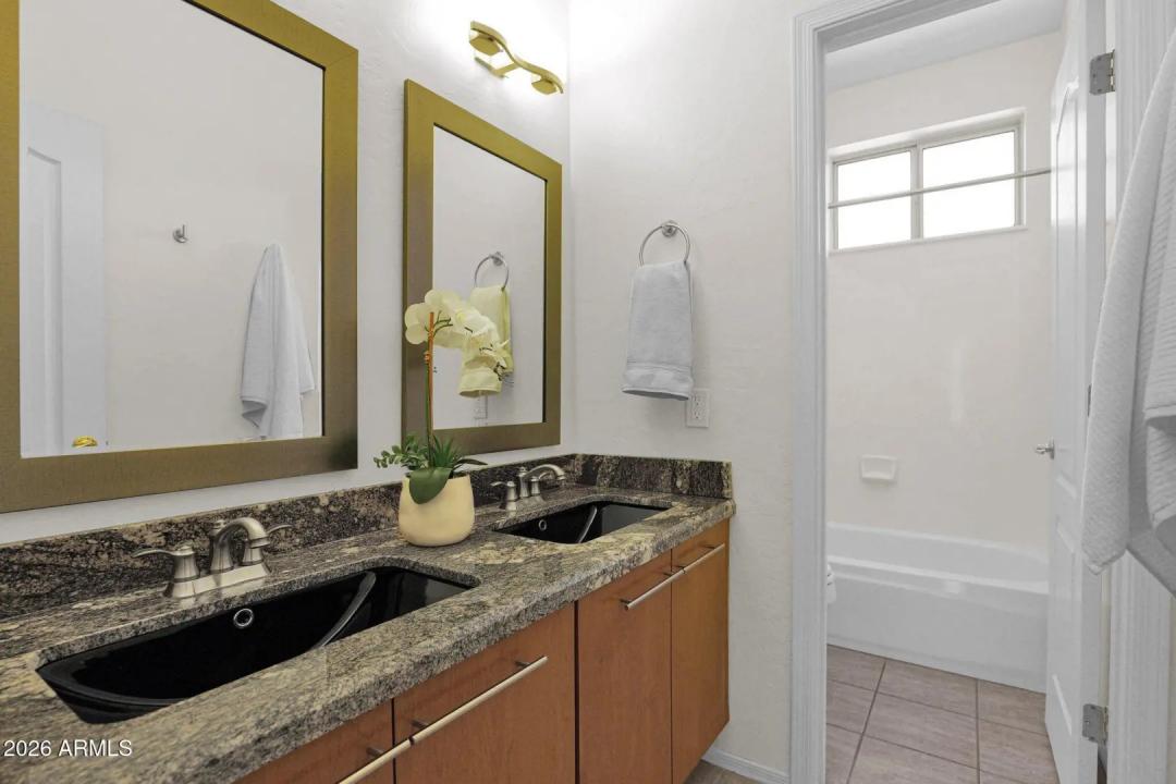Real Estate Picture 21