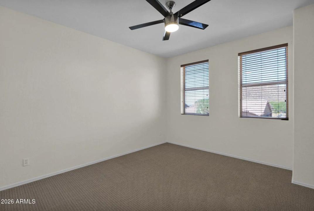 Real Estate Picture 22