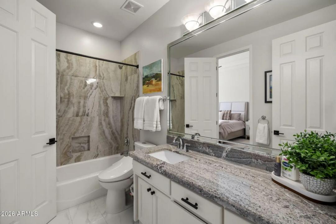 Real Estate Picture 49