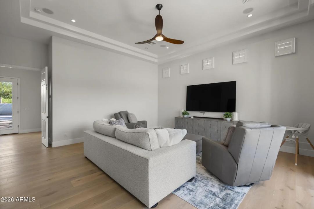 Real Estate Picture 39