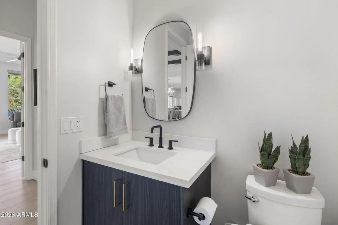 Real Estate Picture 28