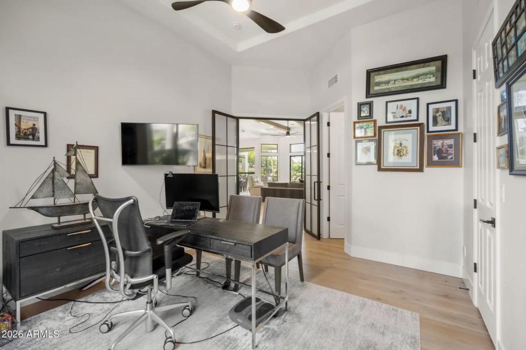 Real Estate Picture 15