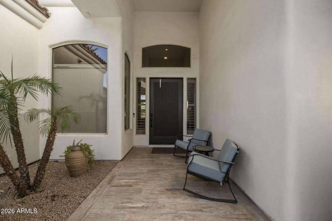 Real Estate Picture 10