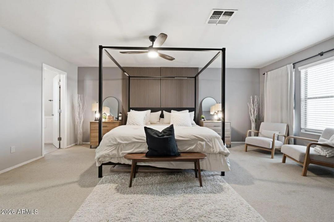 Real Estate Picture 16