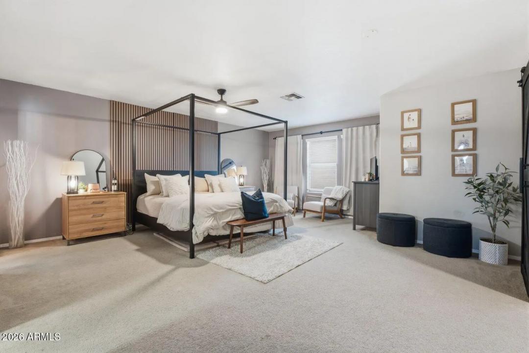 Real Estate Picture 15