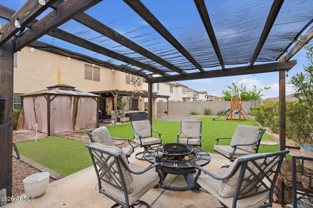 Real Estate Picture 26