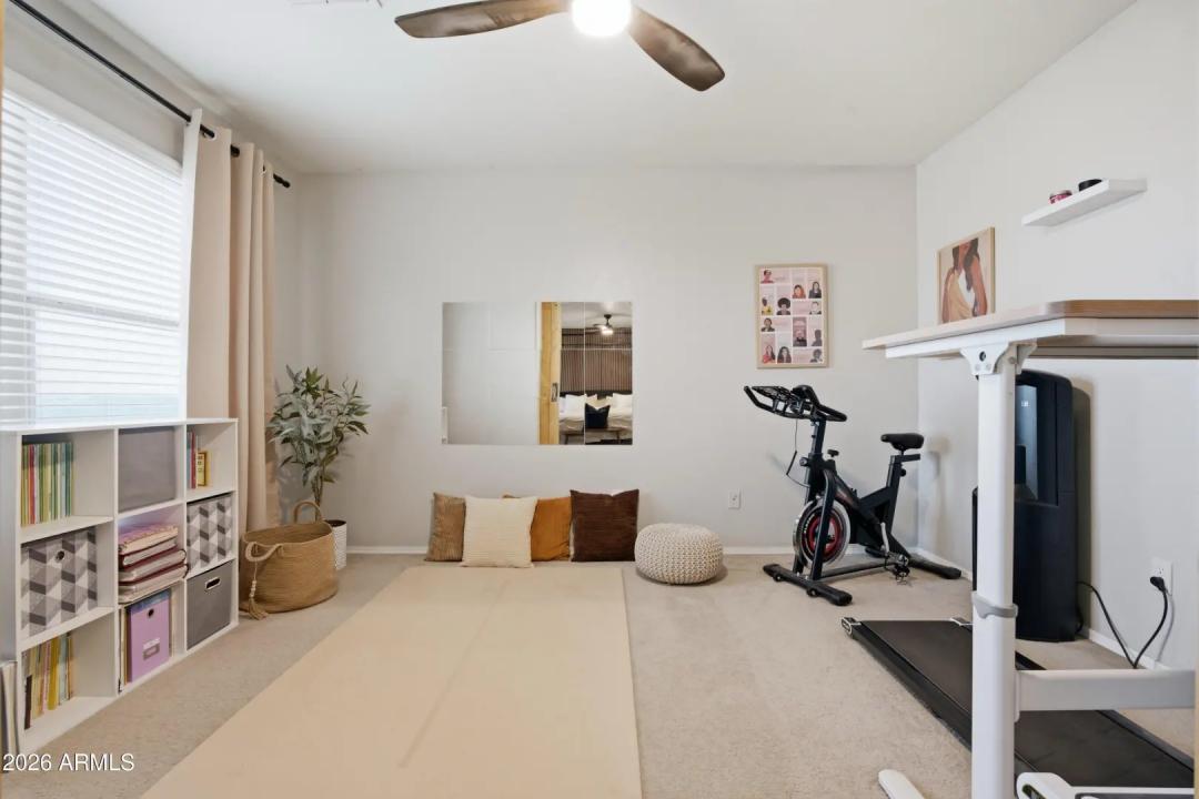 Real Estate Picture 23