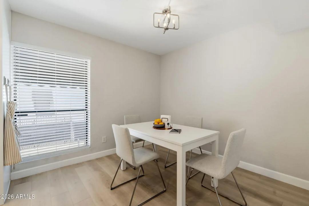 Real Estate Picture 19