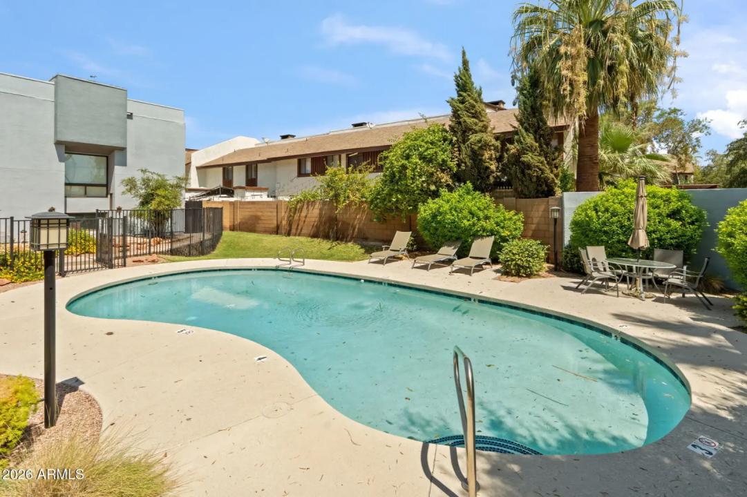 Real Estate Picture 35