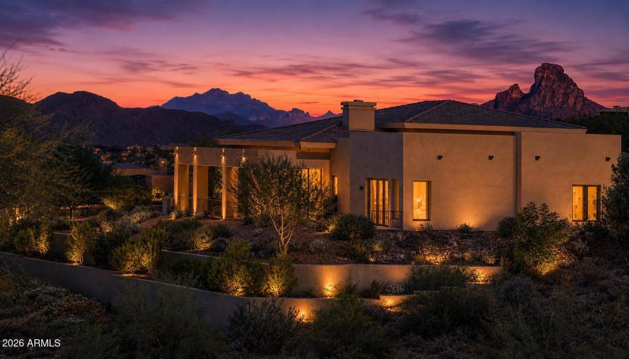 Real Estate Picture 3