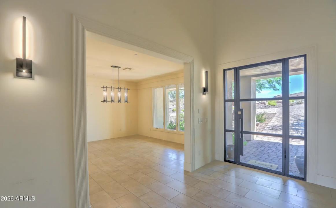 Real Estate Picture 17