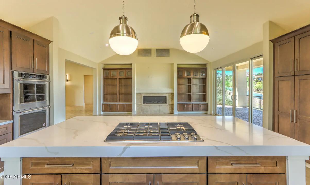 Real Estate Picture 28