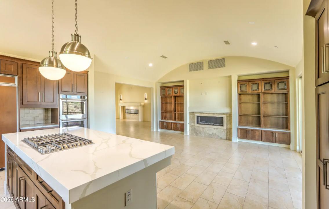 Real Estate Picture 29