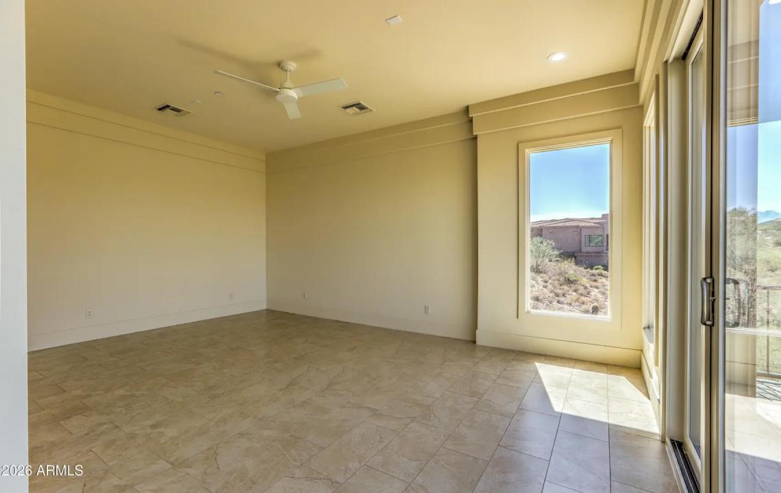 Real Estate Picture 43