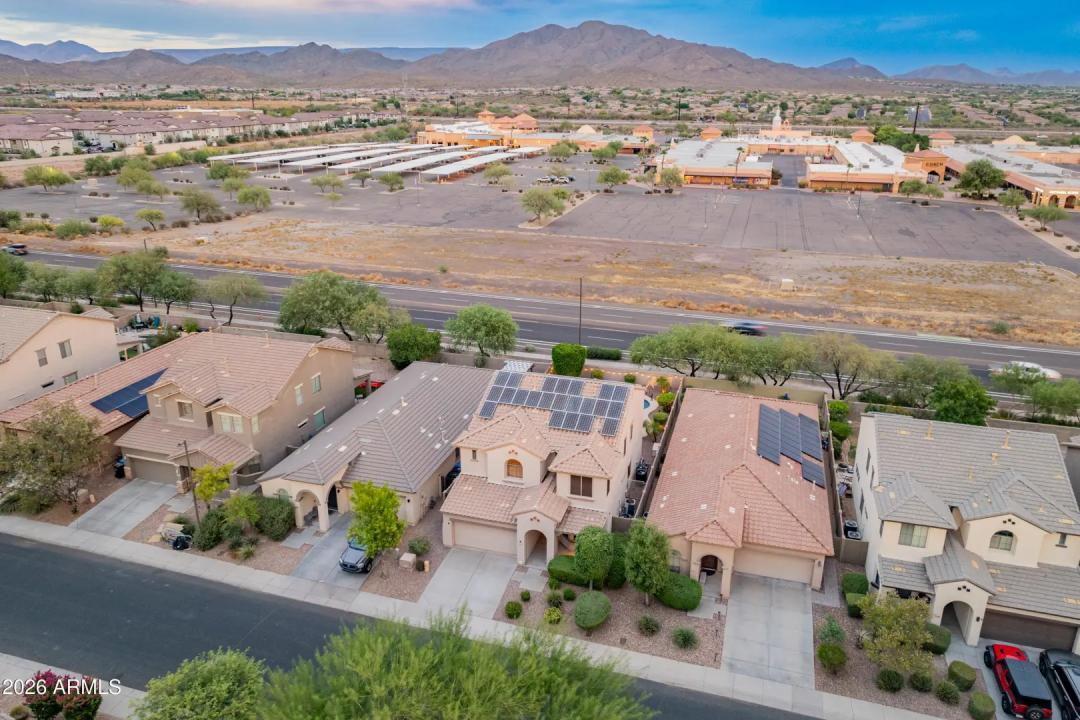 Real Estate Picture 18