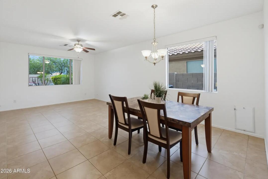 Real Estate Picture 19