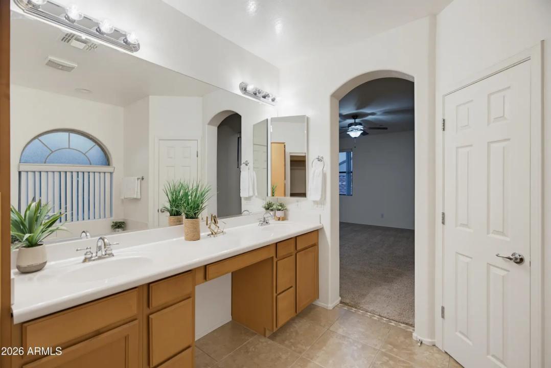 Real Estate Picture 34