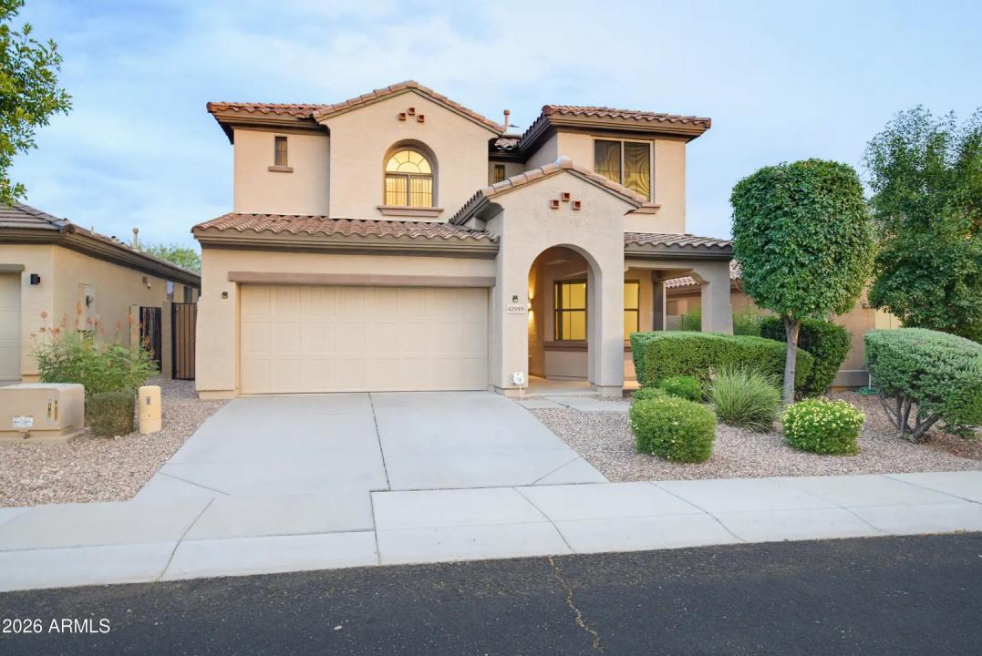 Real Estate Picture 1