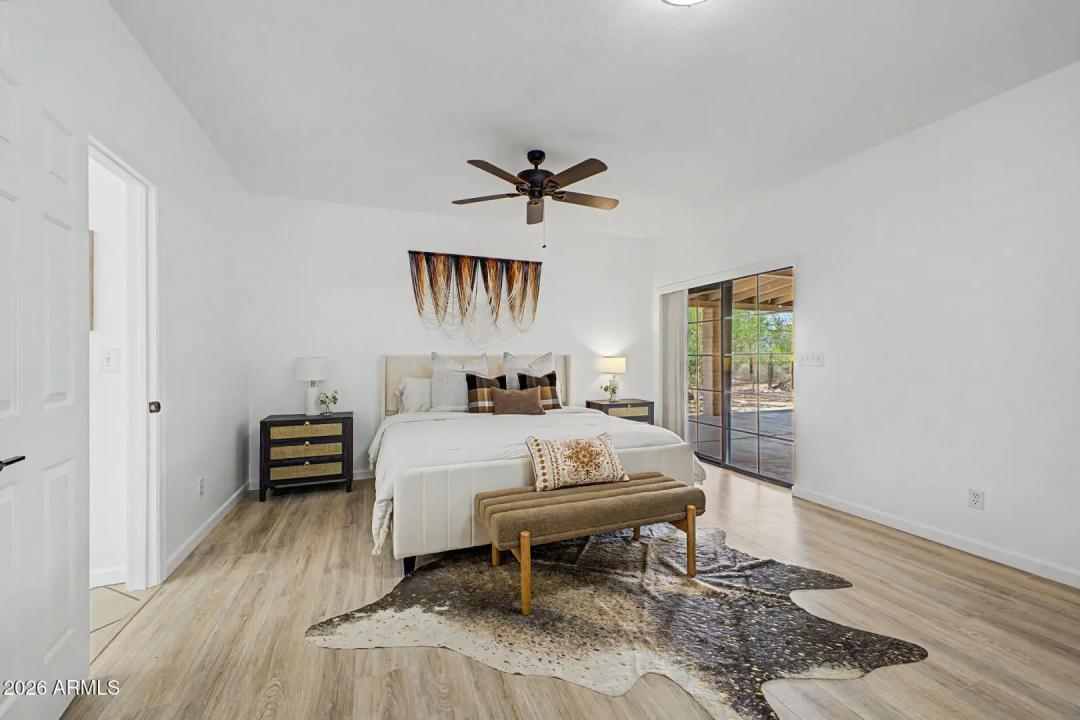 Real Estate Picture 20