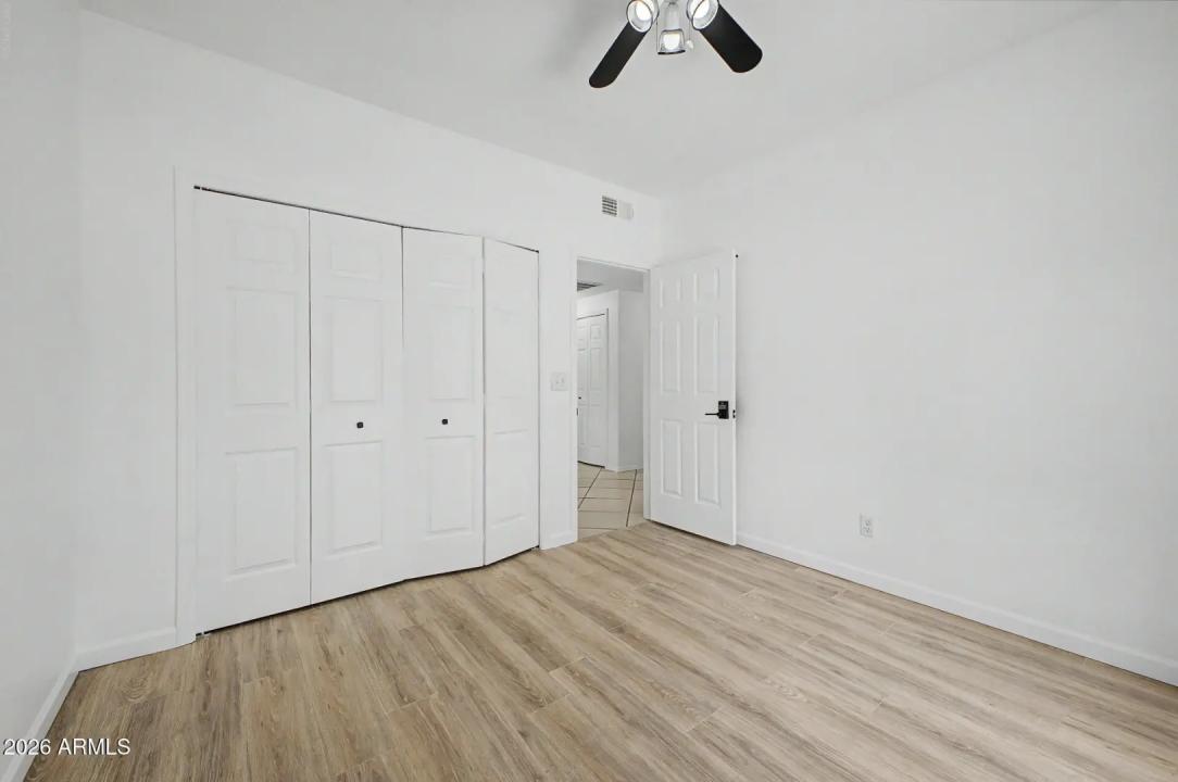 Real Estate Picture 28