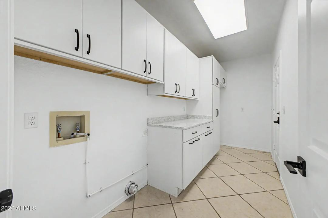 Real Estate Picture 32