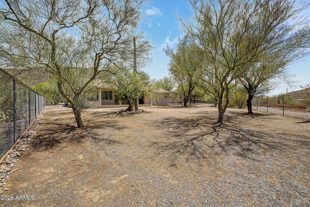 Real Estate Picture 36