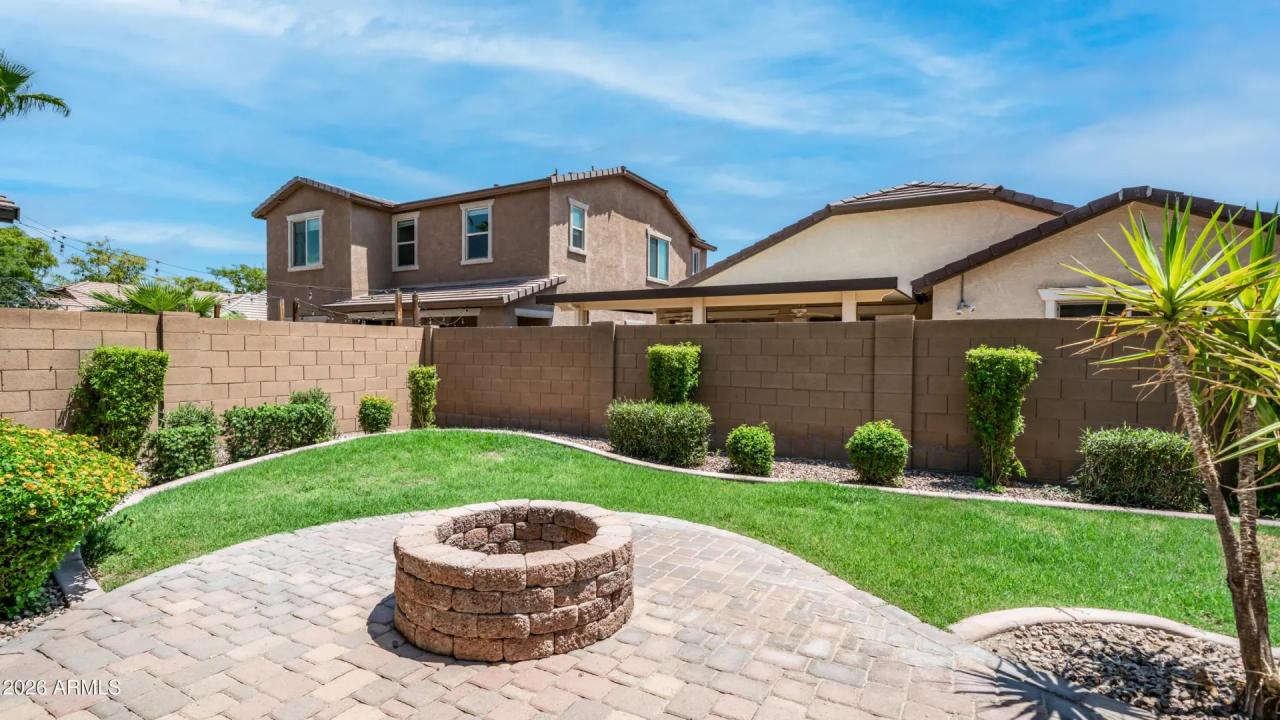 Real Estate Picture 38