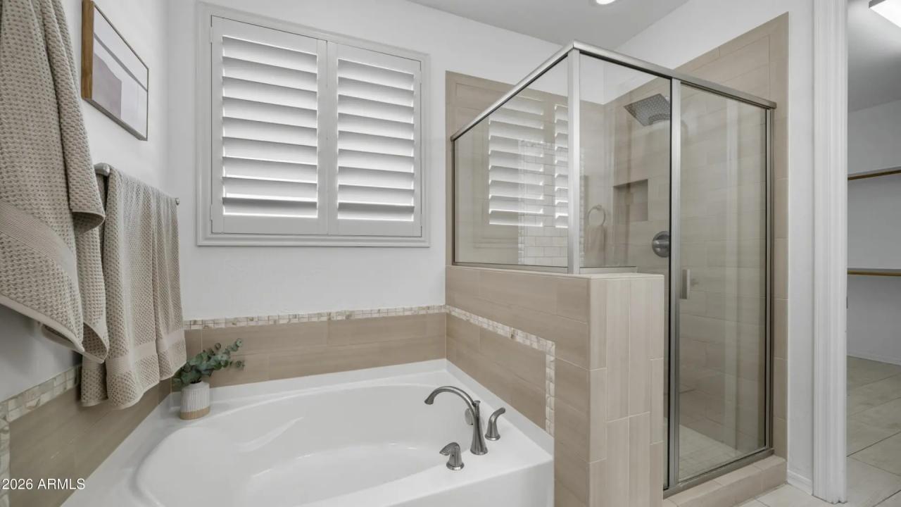 Real Estate Picture 33