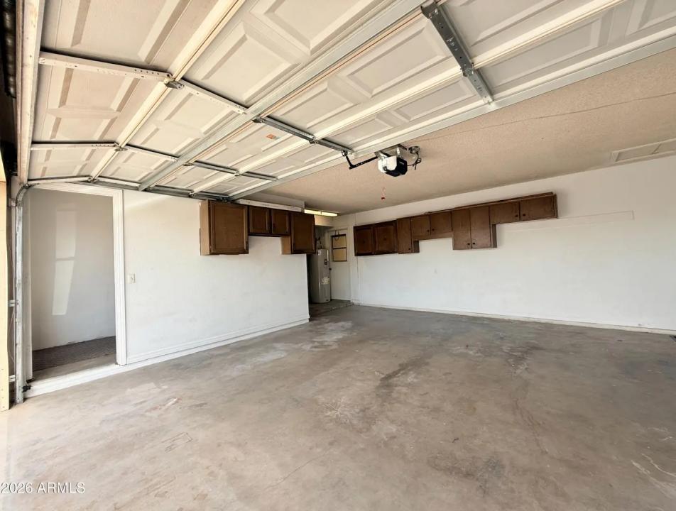 Real Estate Picture 23