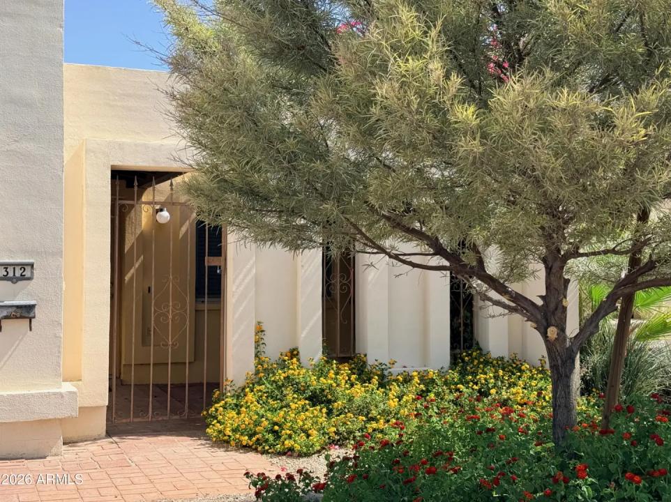 Real Estate Picture 25