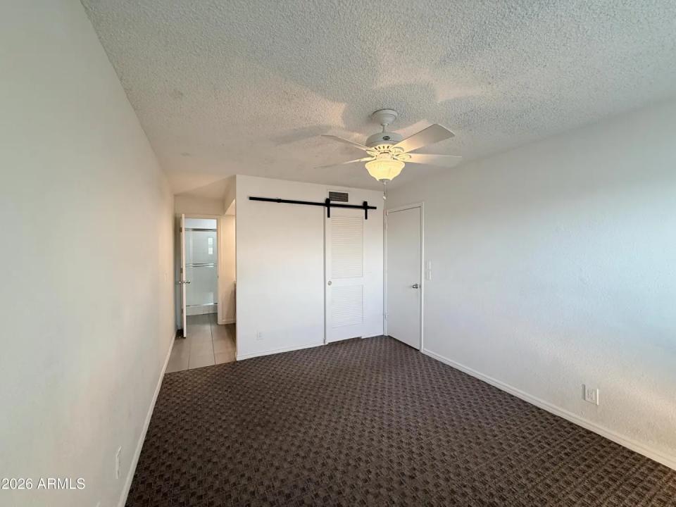 Real Estate Picture 9