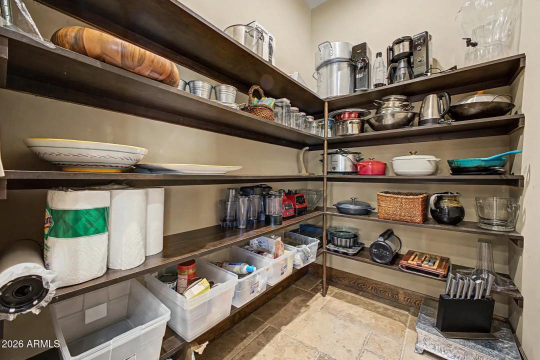 Real Estate Picture 10