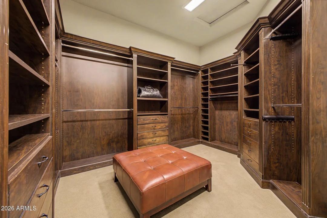 Real Estate Picture 15