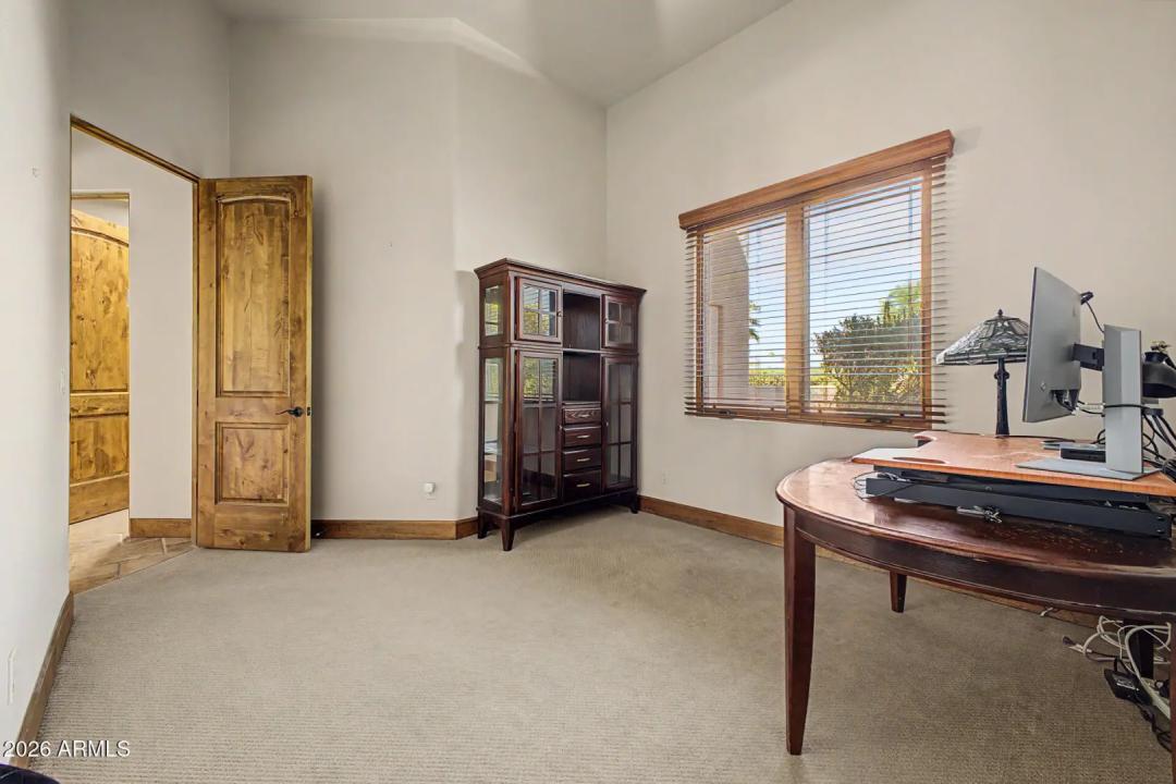 Real Estate Picture 17