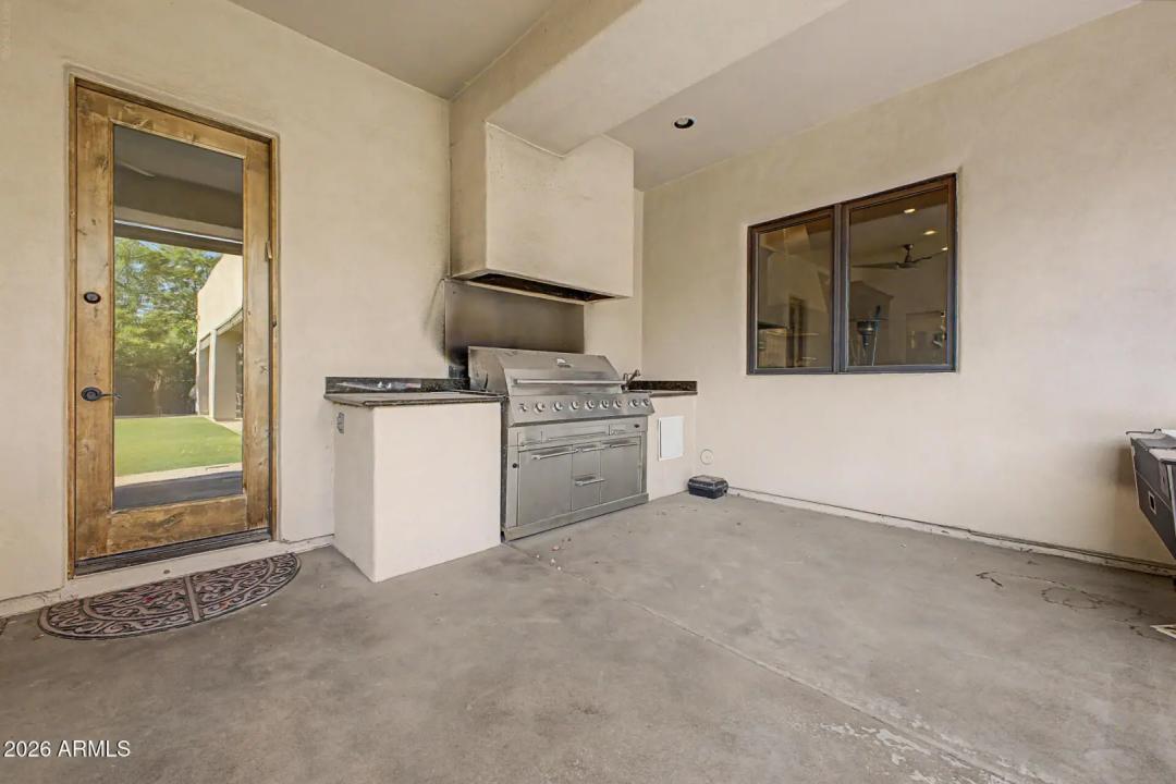 Real Estate Picture 26