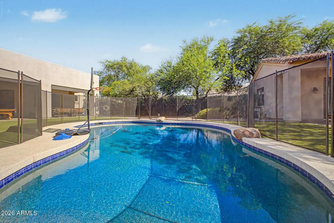Real Estate Picture 28