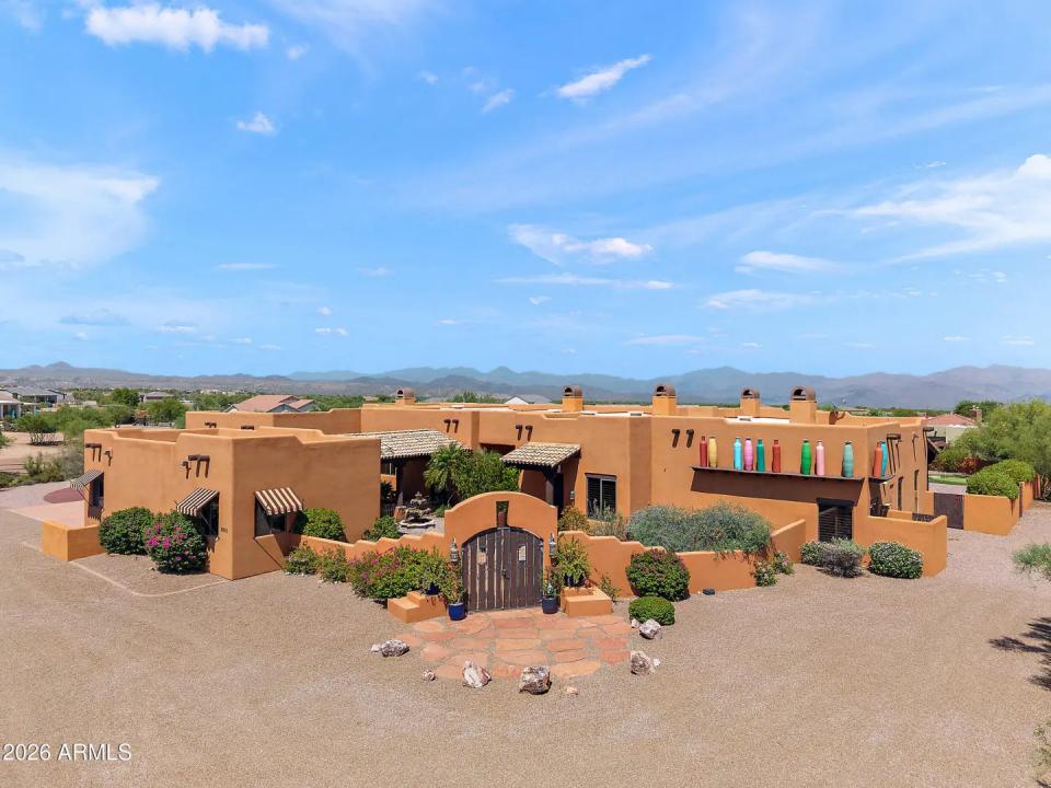 Real Estate Picture 1