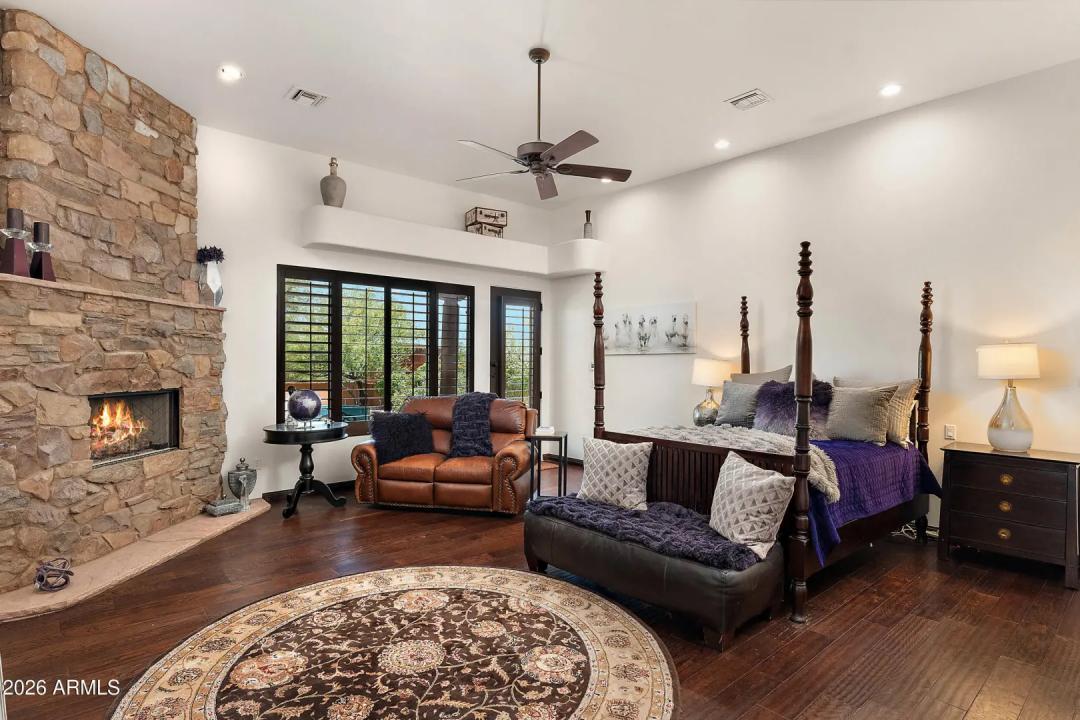 Real Estate Picture 21