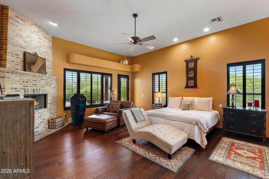 Real Estate Picture 27