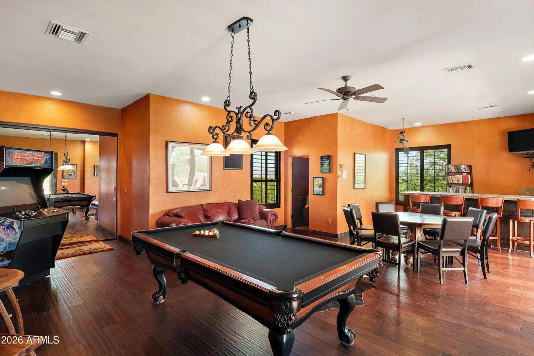Real Estate Picture 37