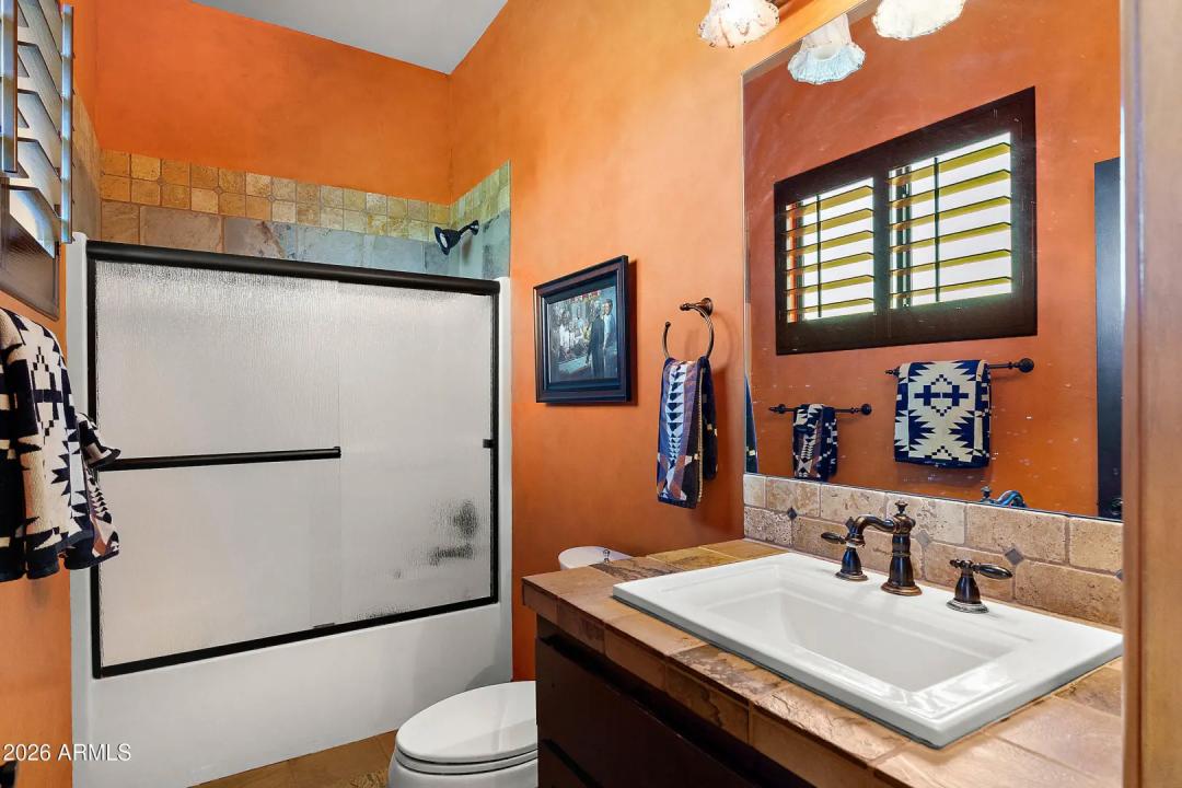 Real Estate Picture 38