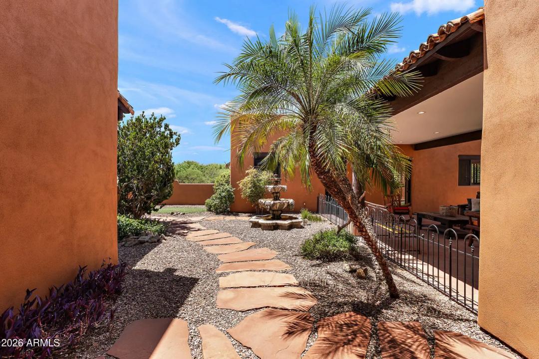 Real Estate Picture 42